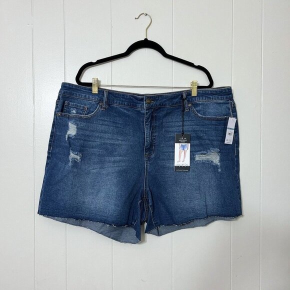 Sofia Vergara Lila High Rise Short Women Blue Size 24W NWT - Picture 1 of 7